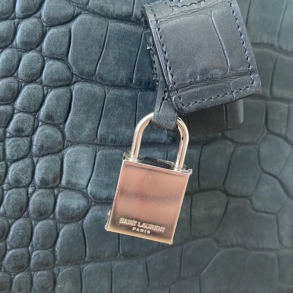 Saint Laurent Sac De Jour Tote in Matte Crocodile-Embossed Leather - Picture 7 of 17